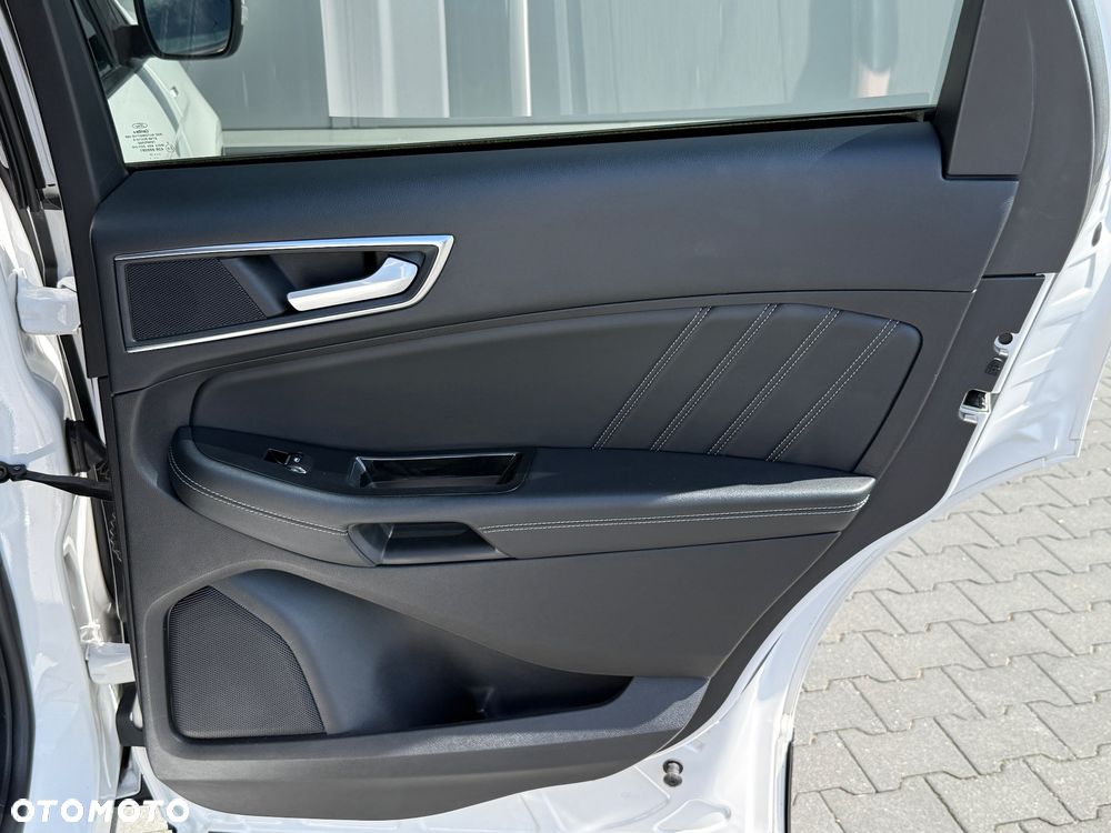 Ford Edge 2.0 TDCi Bi-Turbo 4x4 ST-LINE - 36