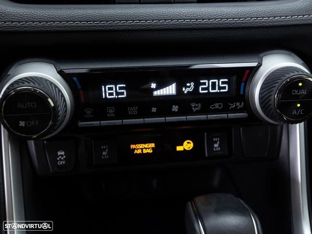 Toyota RAV4 2.5 HDF Exclusive AWD-i - 19