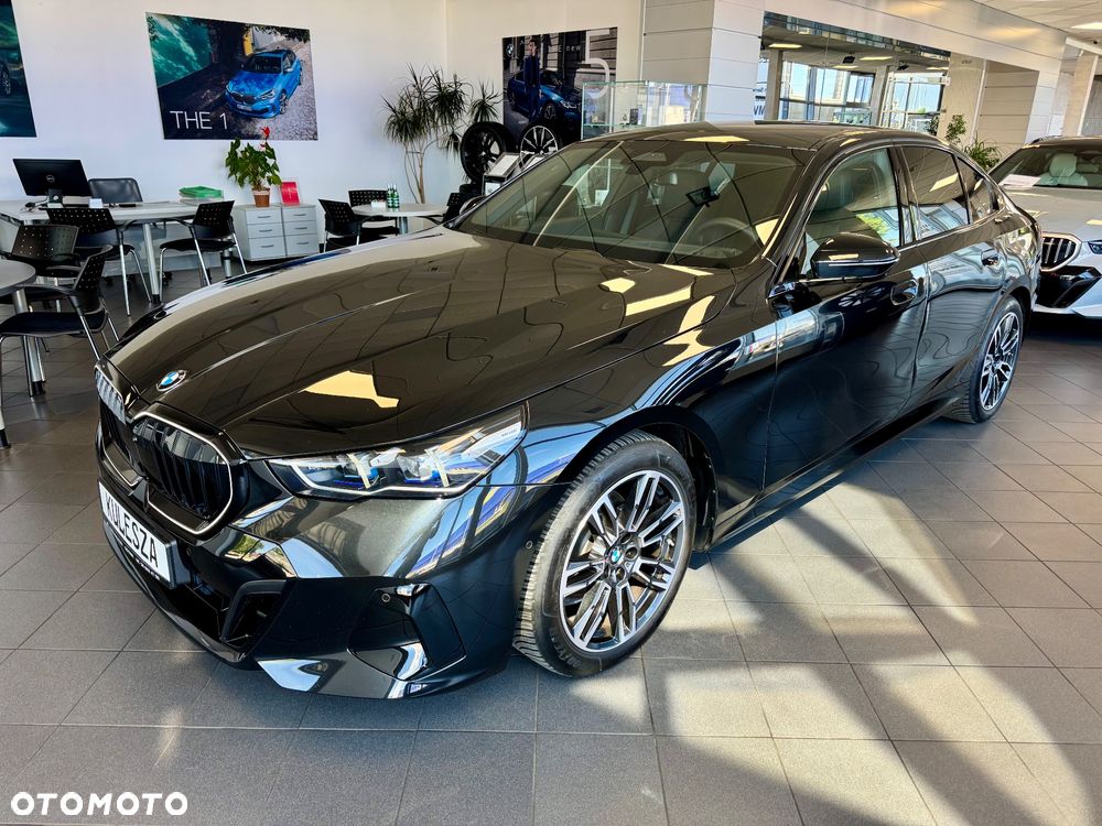 BMW Seria 5 520d xDrive - 3