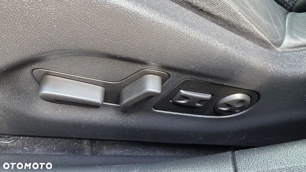 Citroën C5 2.0 HDi Exclusive - 24