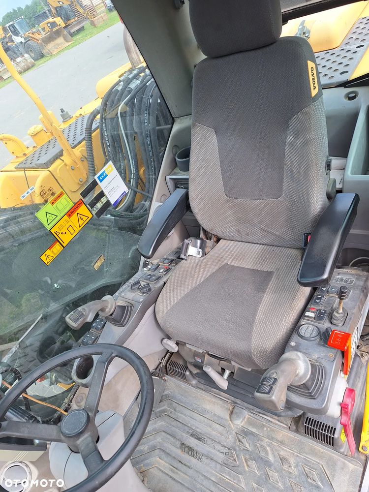 Volvo EW160C - 14