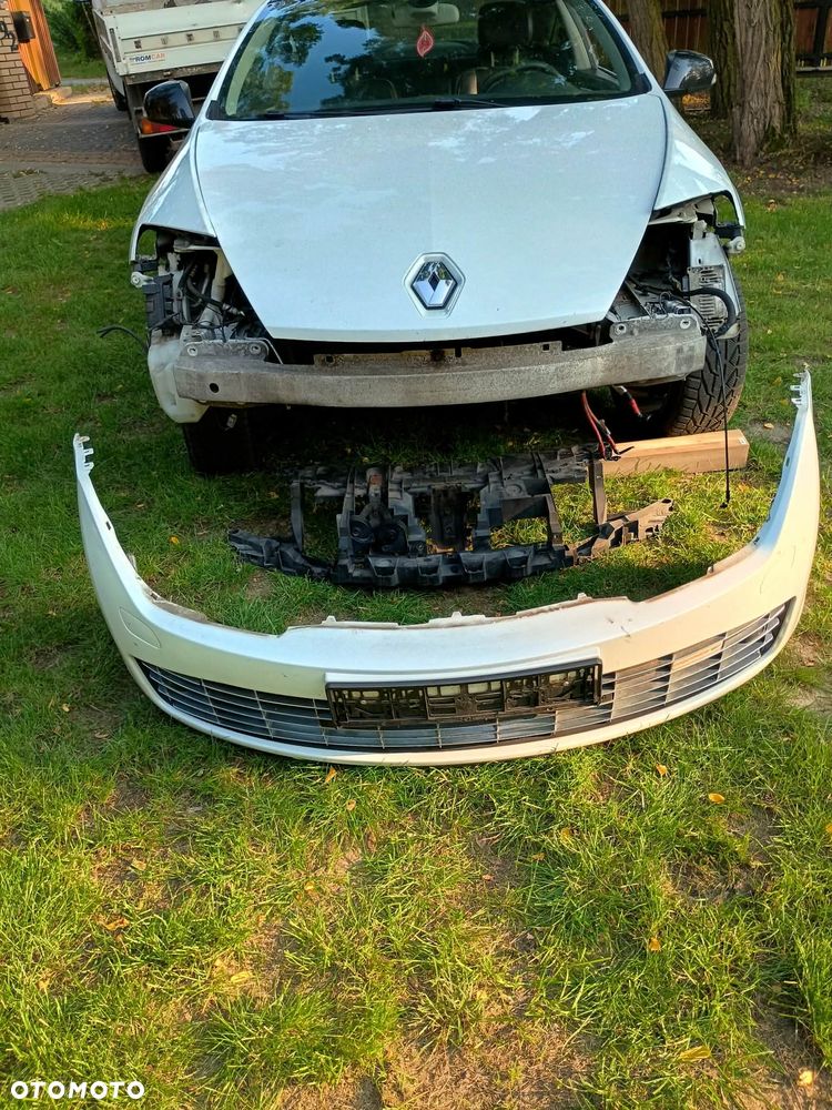 Renault Laguna 3.0 dCi V6 Initiale - 6