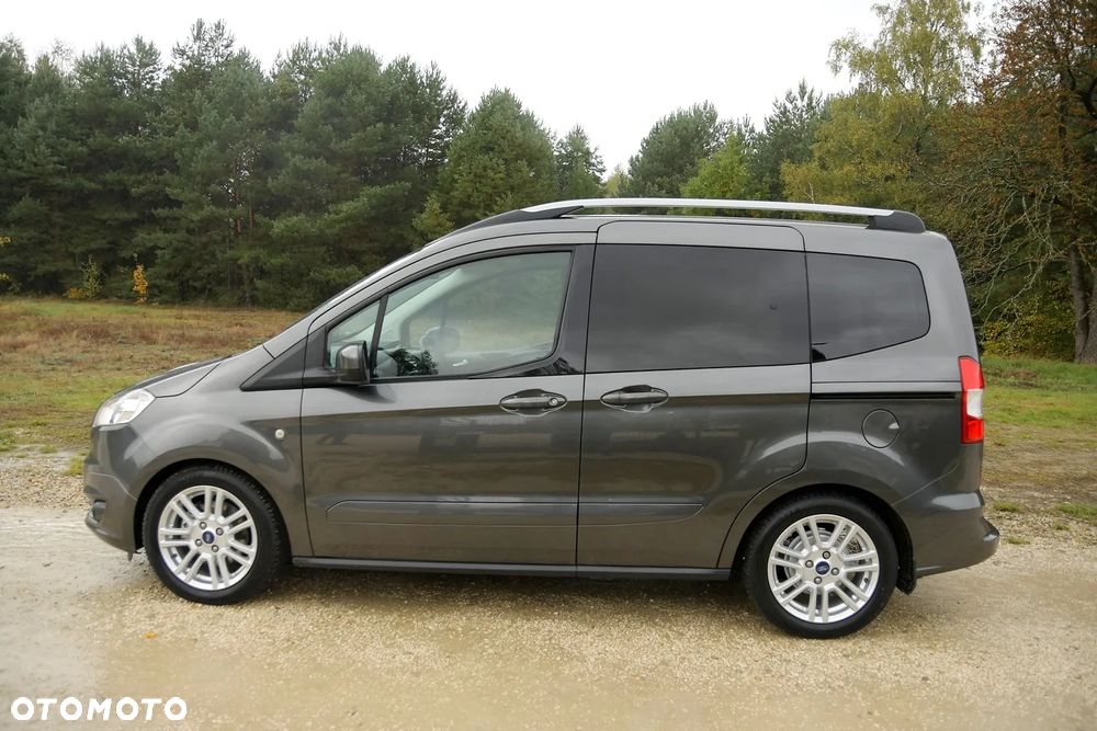 Ford Tourneo Courier 1.5 TDCi Titanium - 3