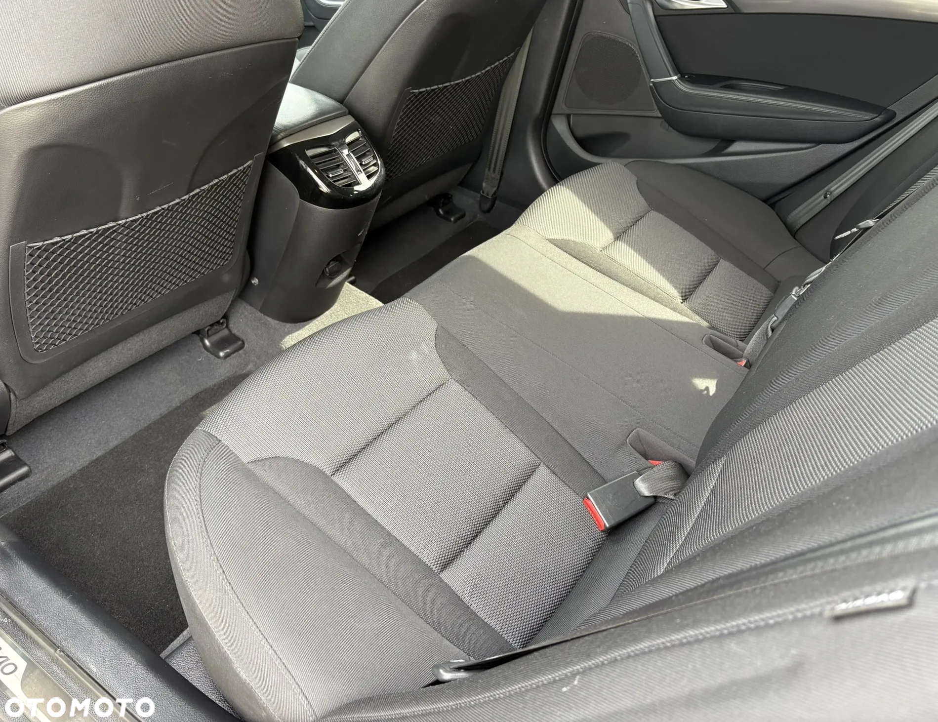 Hyundai i40 1.7 CRDi Business DCT - 23
