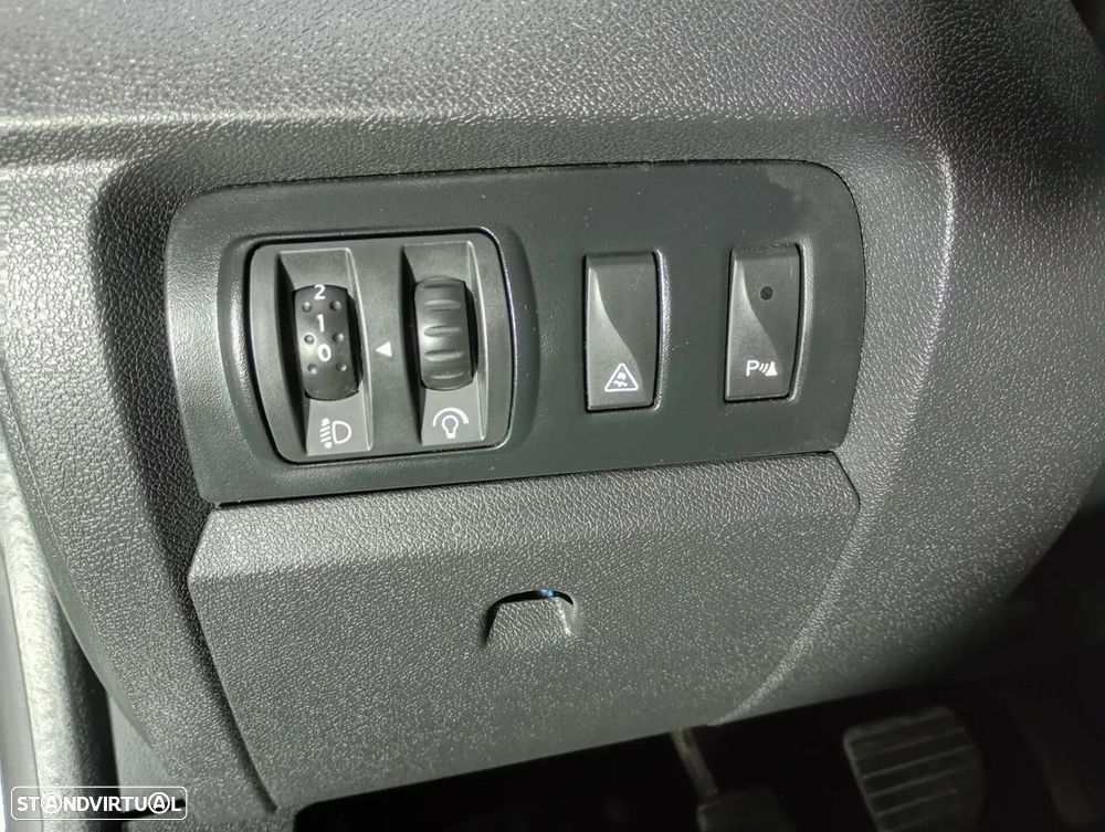 Renault Fluence - 10