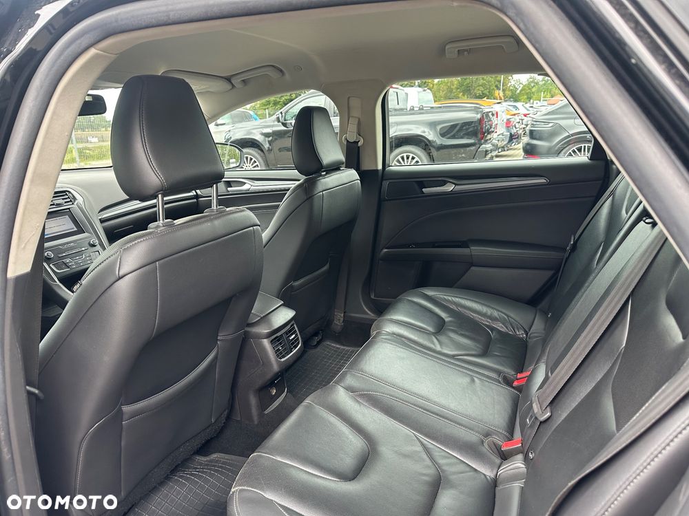 Ford Mondeo - 10