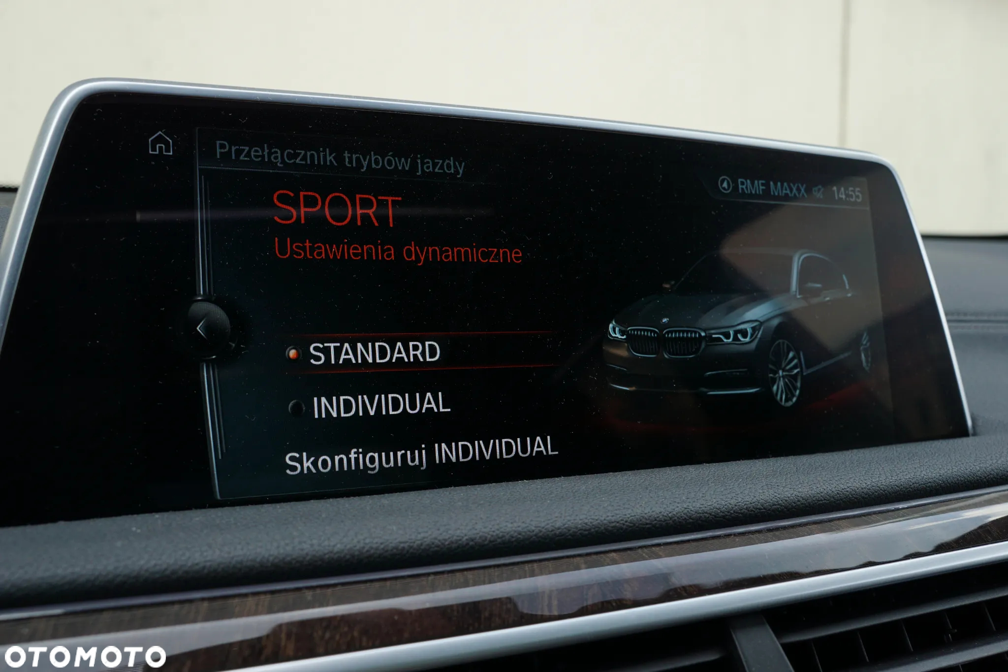 BMW Seria 7 750Li xDrive - 30