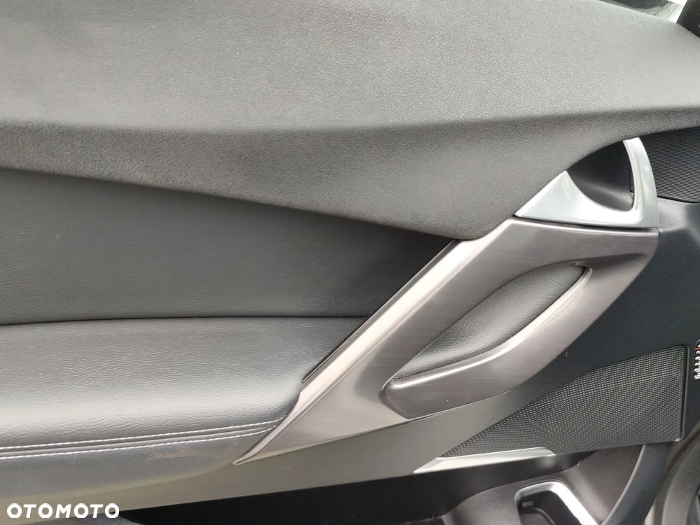 Citroën DS5 2.0 HDi Hybrid4 SoChic MCP - 9