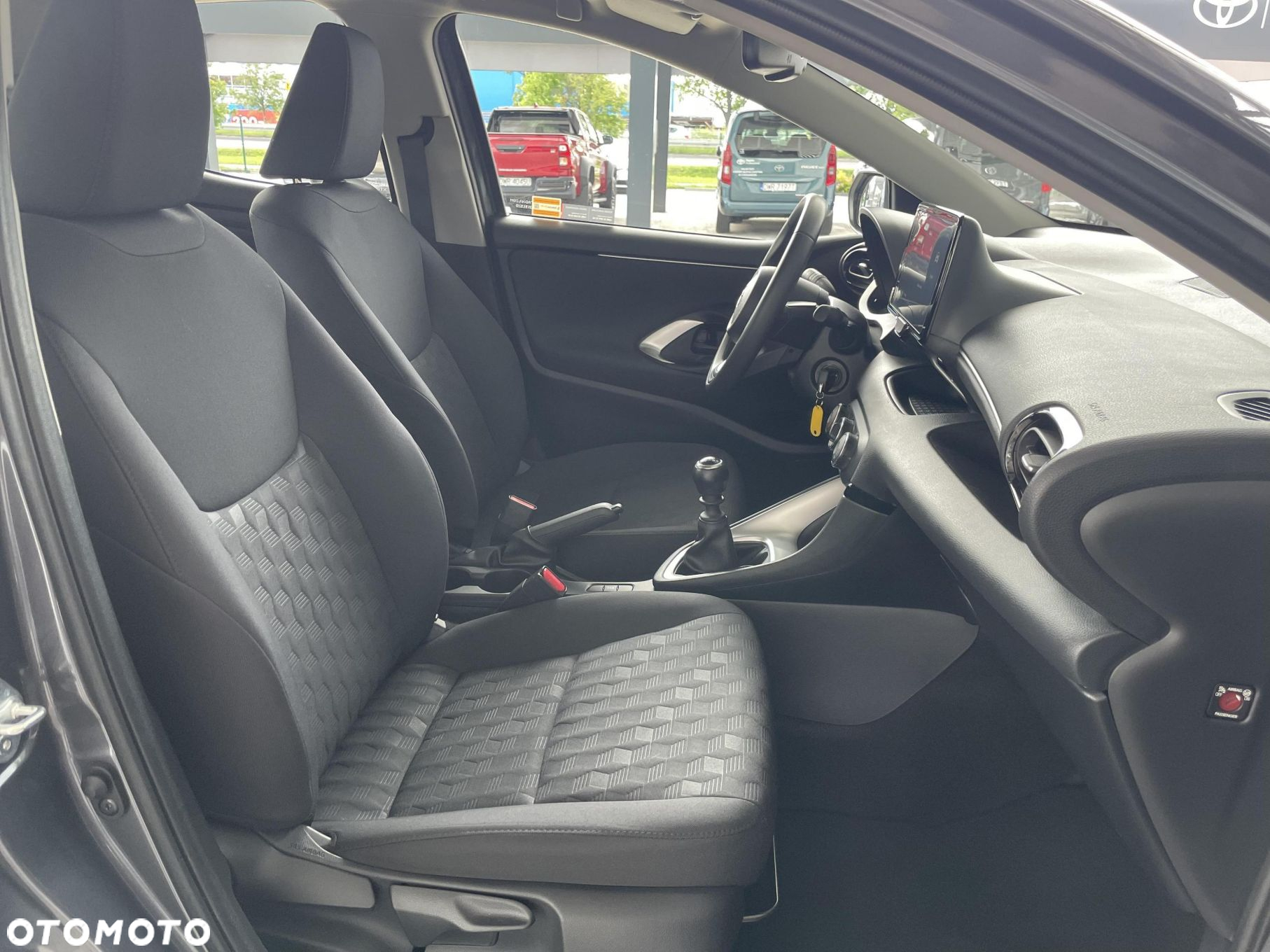 Toyota Yaris 1.5 Comfort - 9