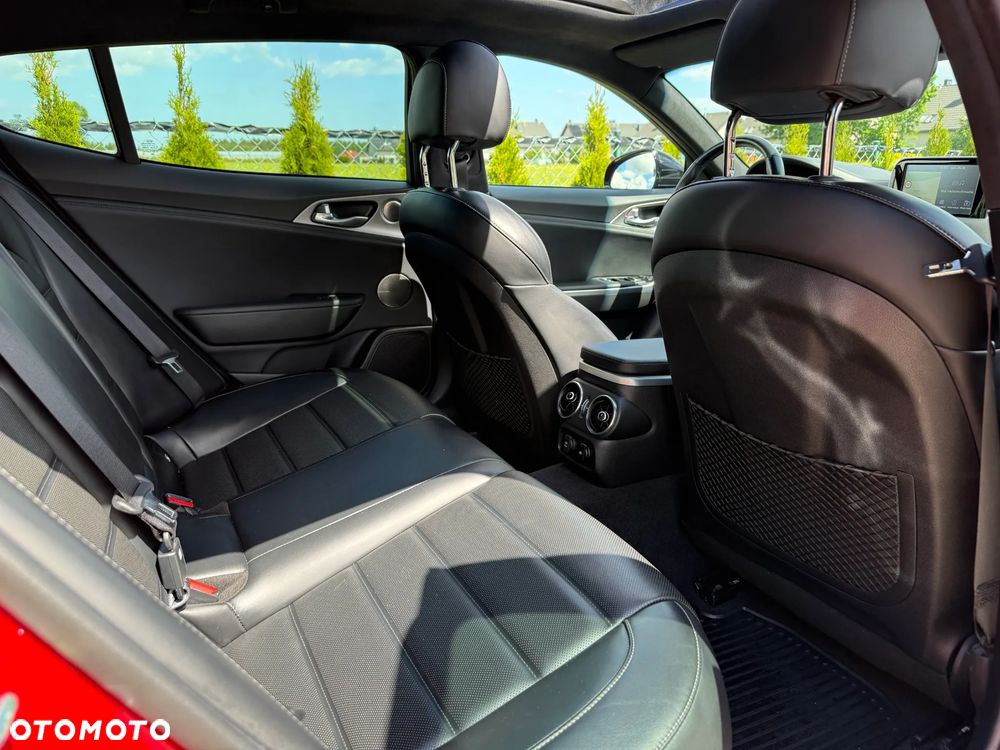 Kia Stinger 2.0 T-GDI GT Line - 16