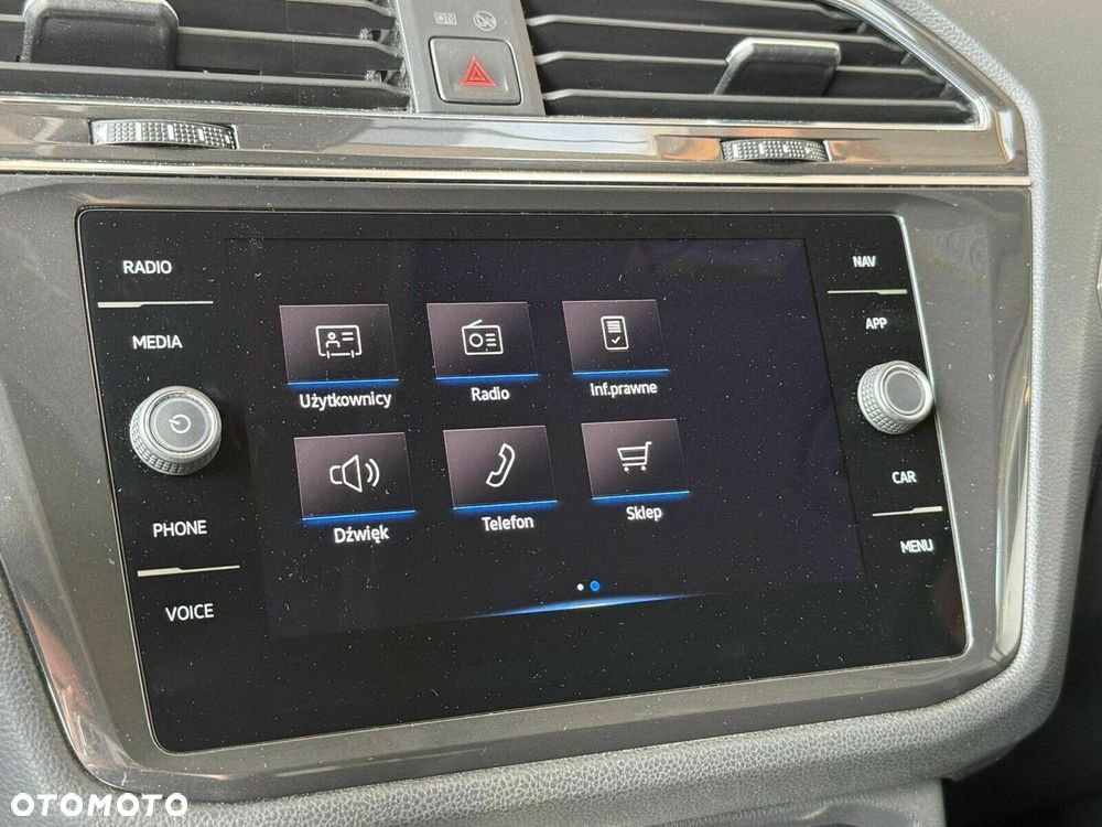 Volkswagen Tiguan - 25
