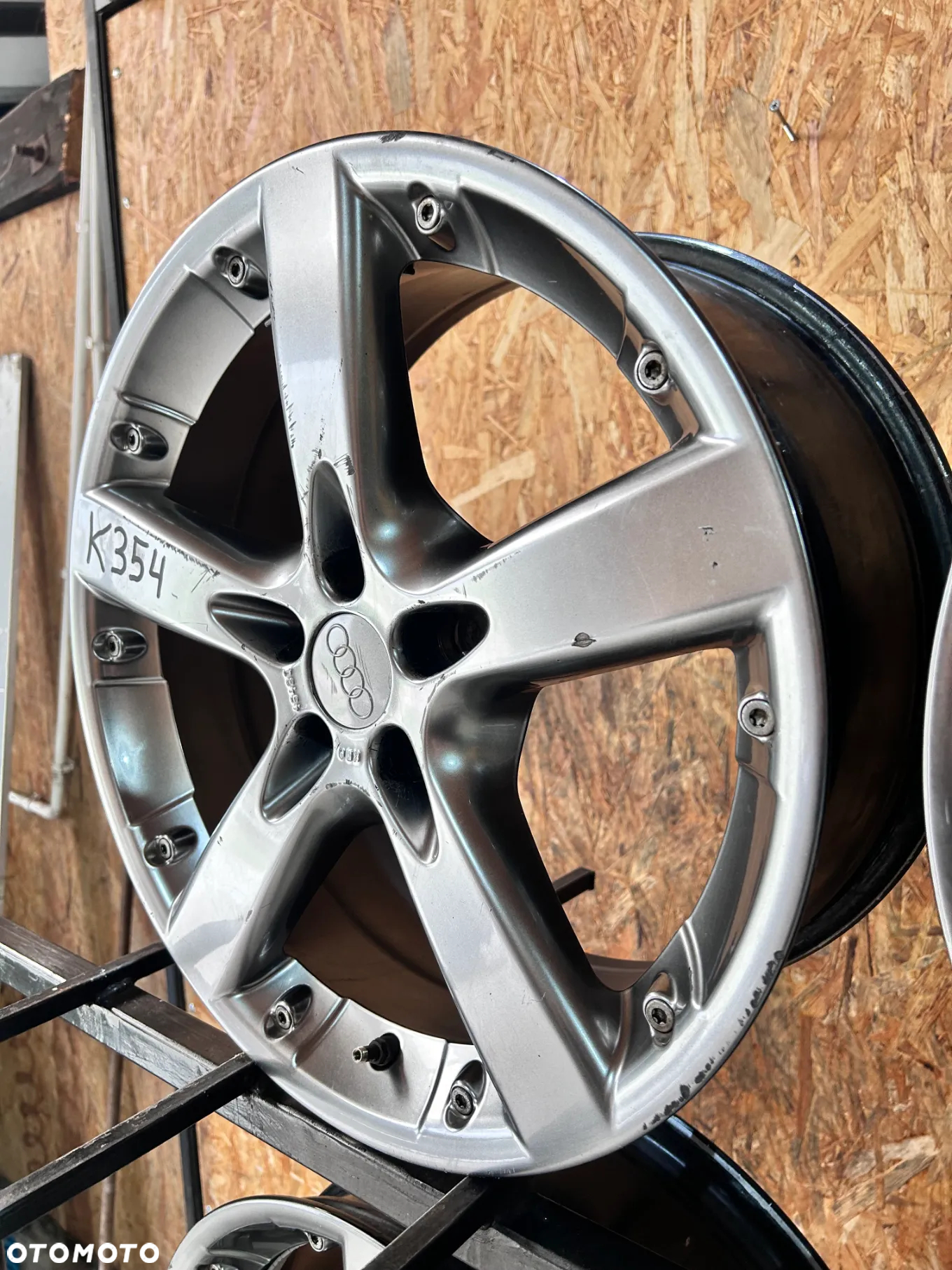 4 FELGI ALU. VW GOLF 4 , NEW BEETLE , BORA , SKODA OCTAVIA 1 , PT CRUISER , VW GOLF 3 GTi , AUDI A3 17'' 7,5J  ET35 - 4