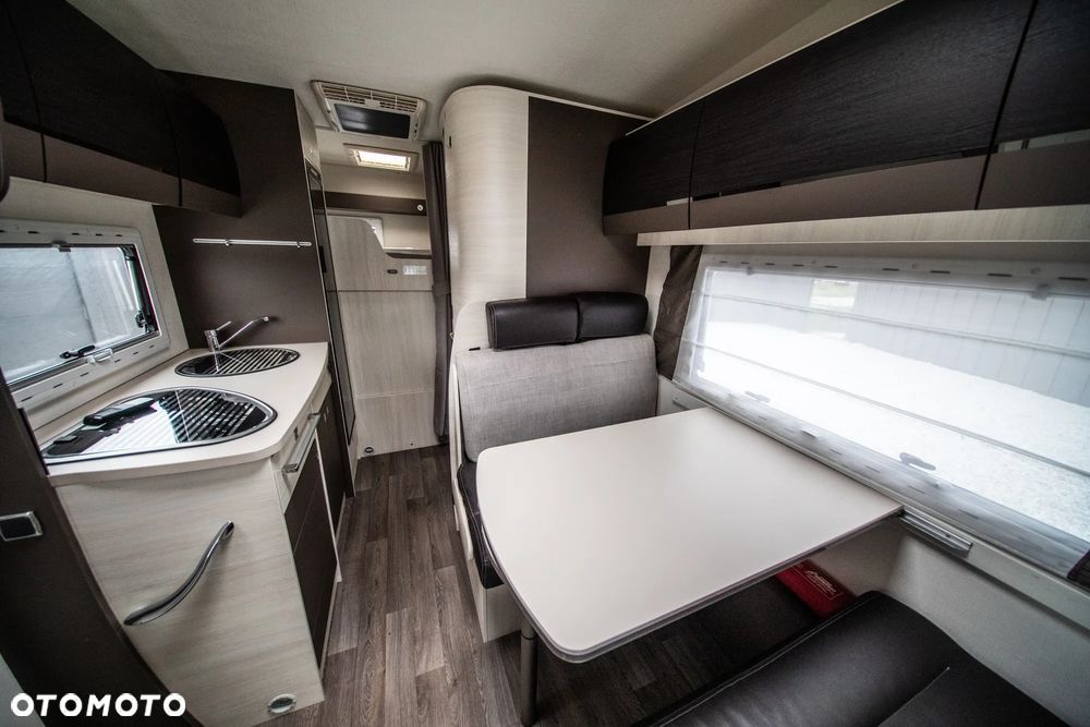 Chausson Flash C646 Kamper 6 osobowy 2x Klima - 10