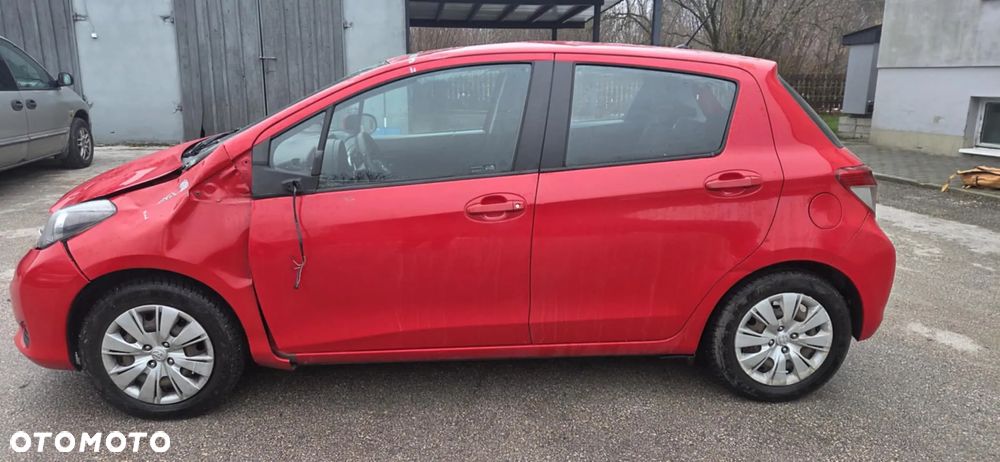 TOYOTA YARIS III 3P0 słupek próg lewy - 1