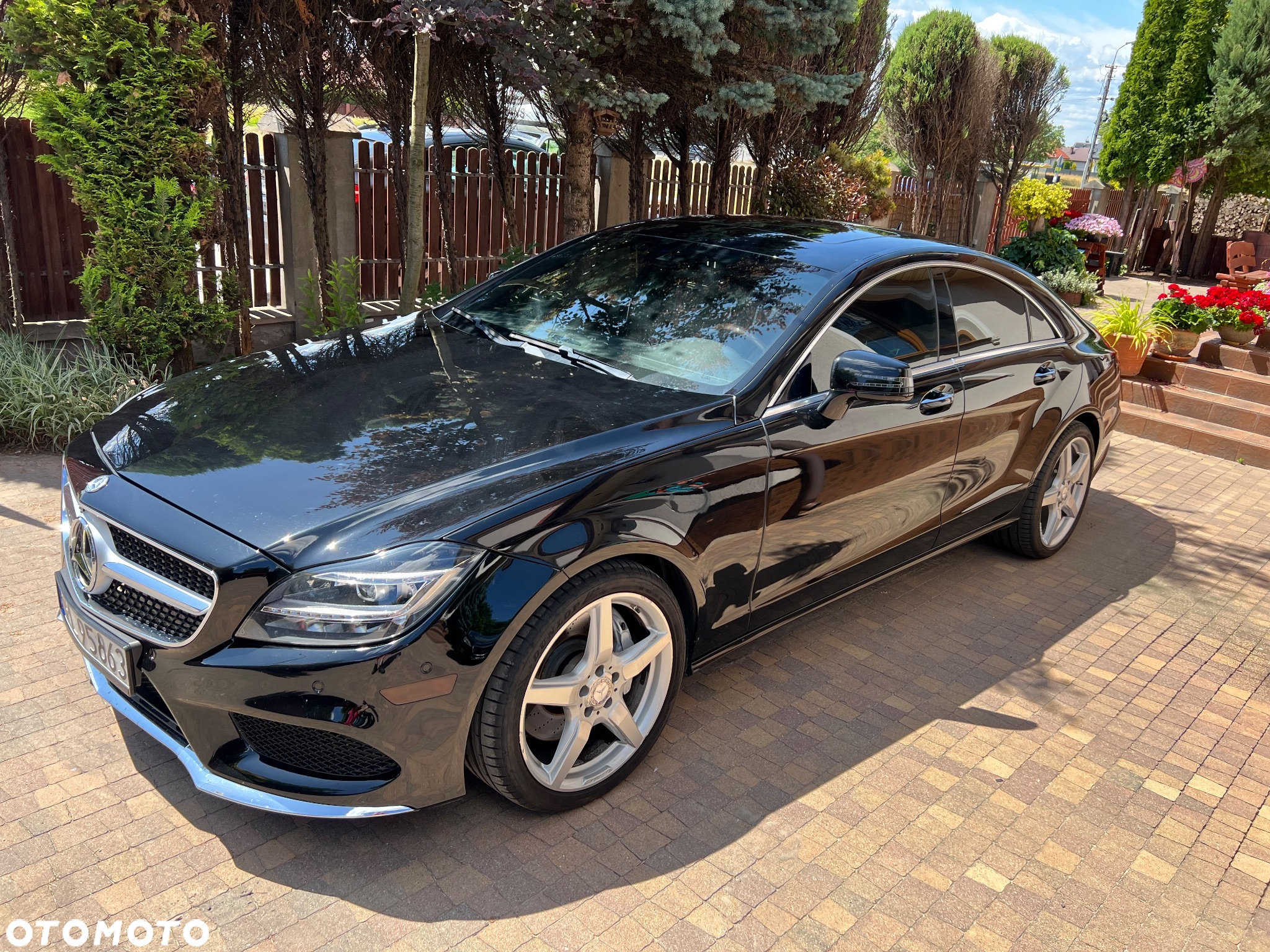 Mercedes-Benz CLS - 24