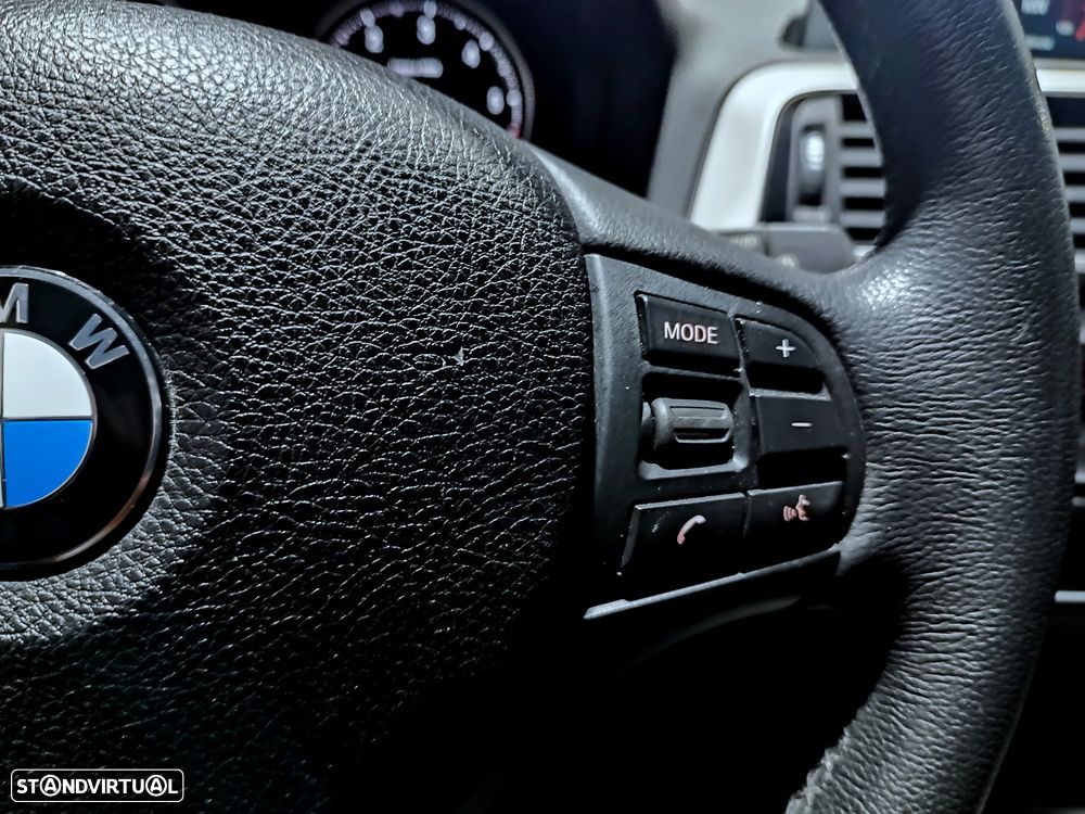 BMW 116 d EDynamics Advantage - 22