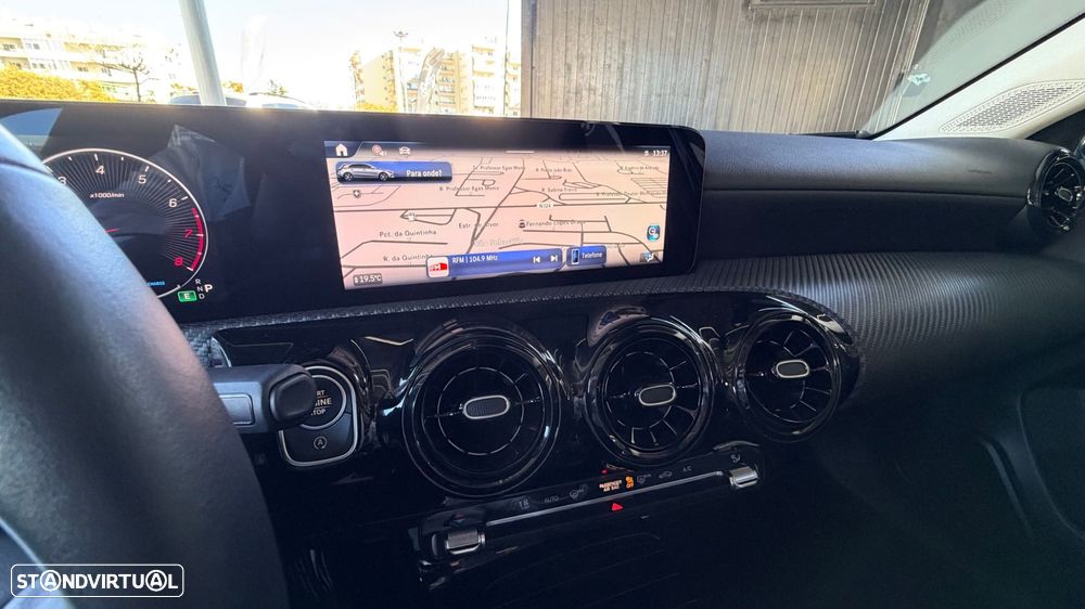 Mercedes-Benz A 200 Standard - 21