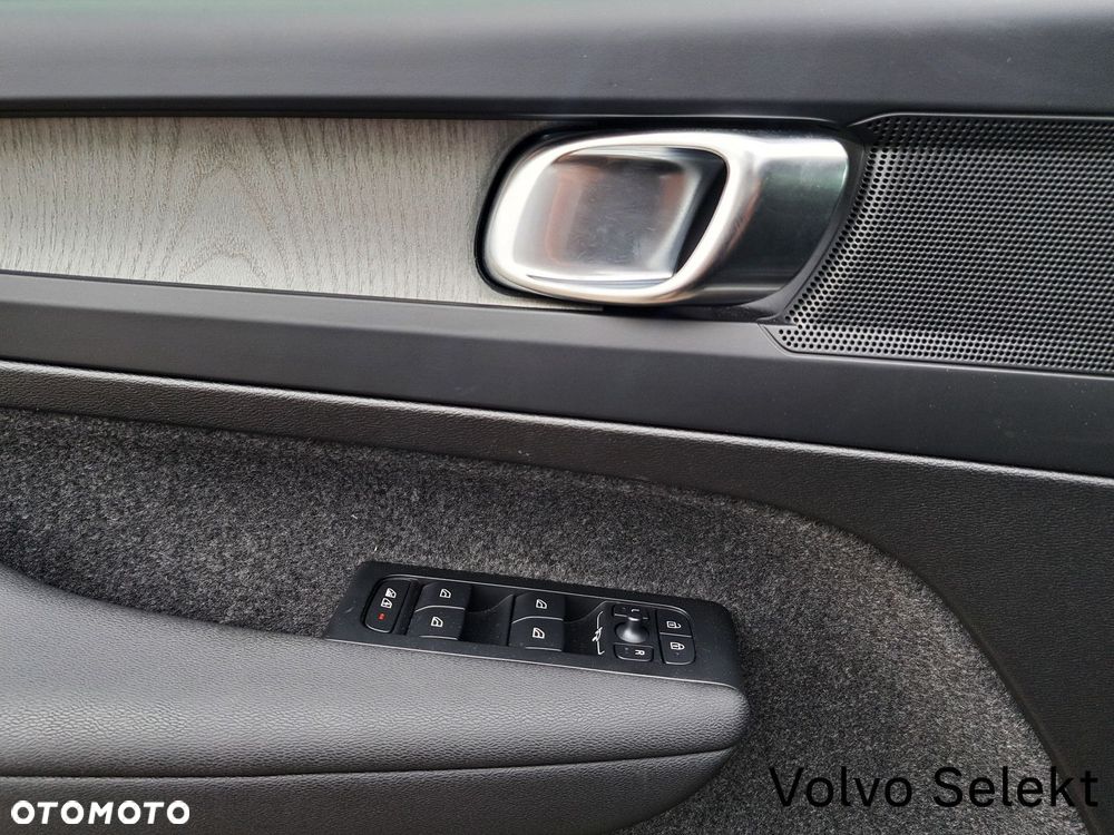 Volvo XC 40 - 28