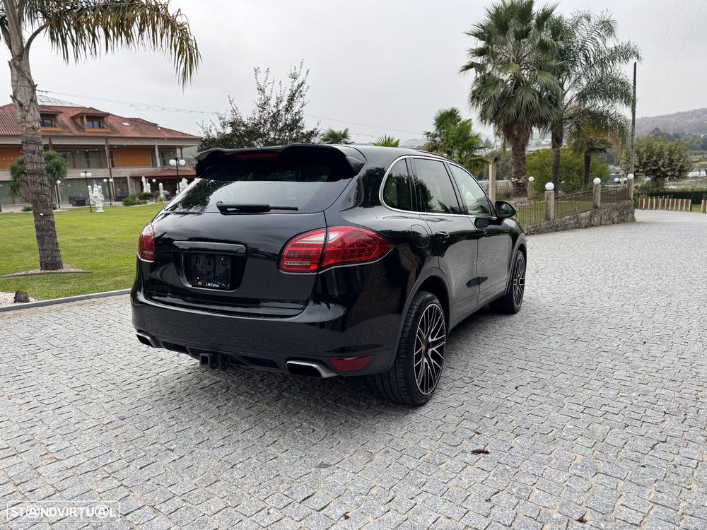 Porsche Cayenne S Hybrid - 6