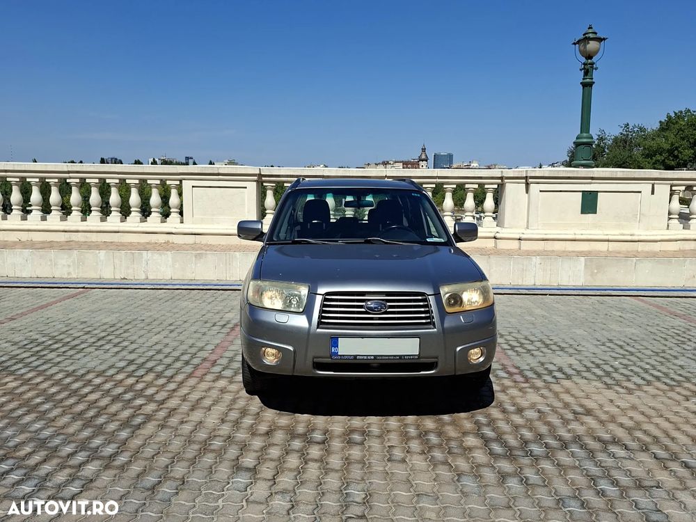 Subaru Forester 2.0 Base Aut - 1