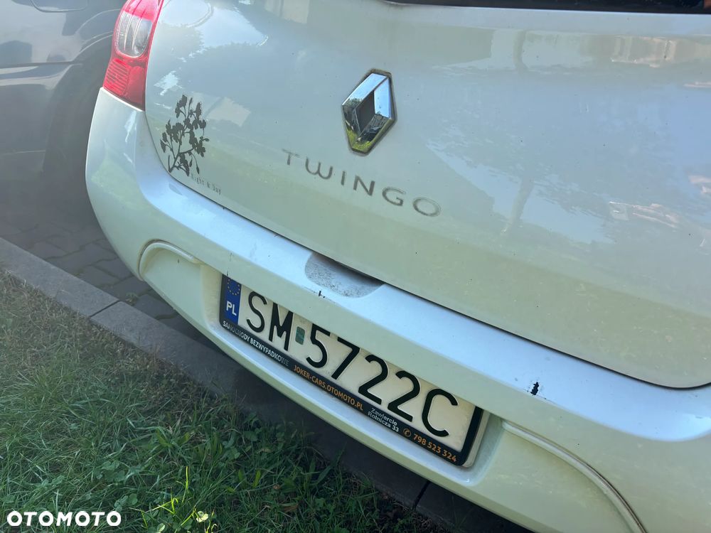 Renault Twingo 1.2 LEV 16V 75 Night & Day - 6