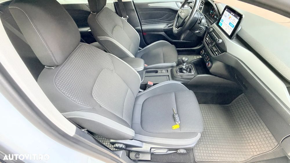 Ford Focus 1.5 EcoBlue Connected - 19