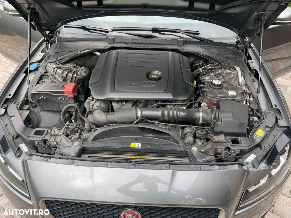Jaguar XF 20d Aut. R-Sport - 39