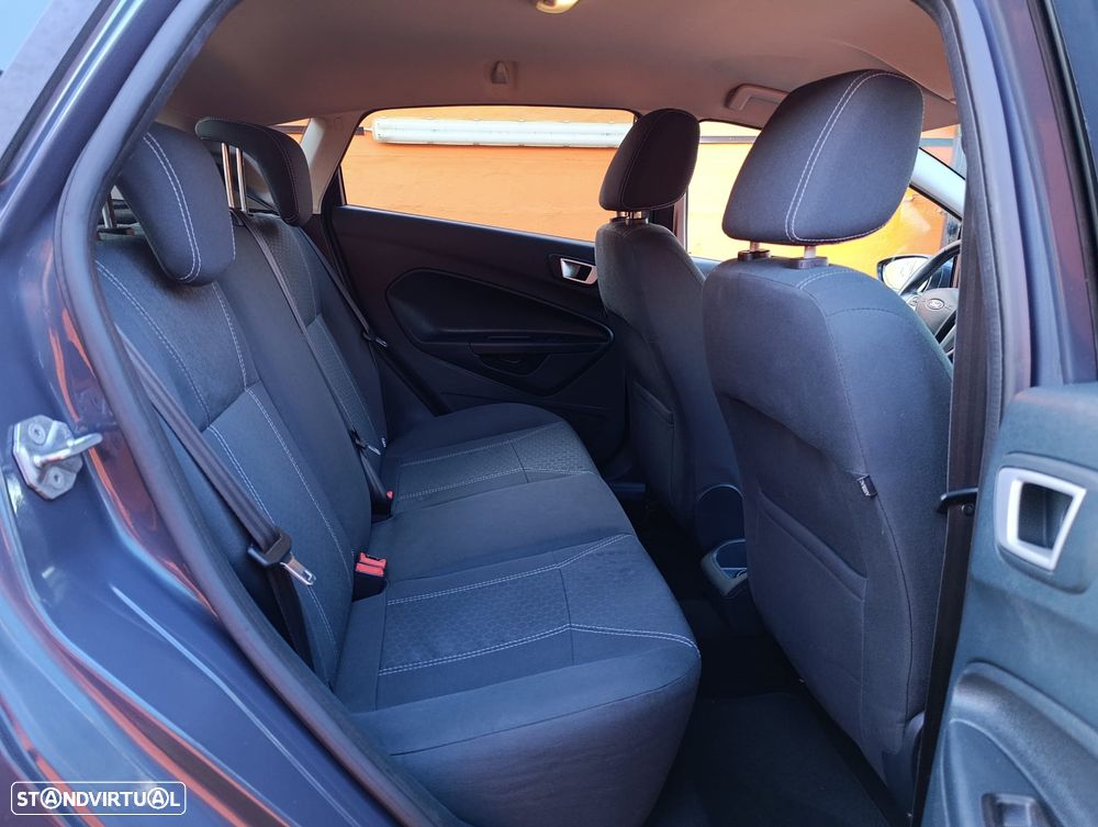 Ford Fiesta 1.4 TDCI Titanium - 9