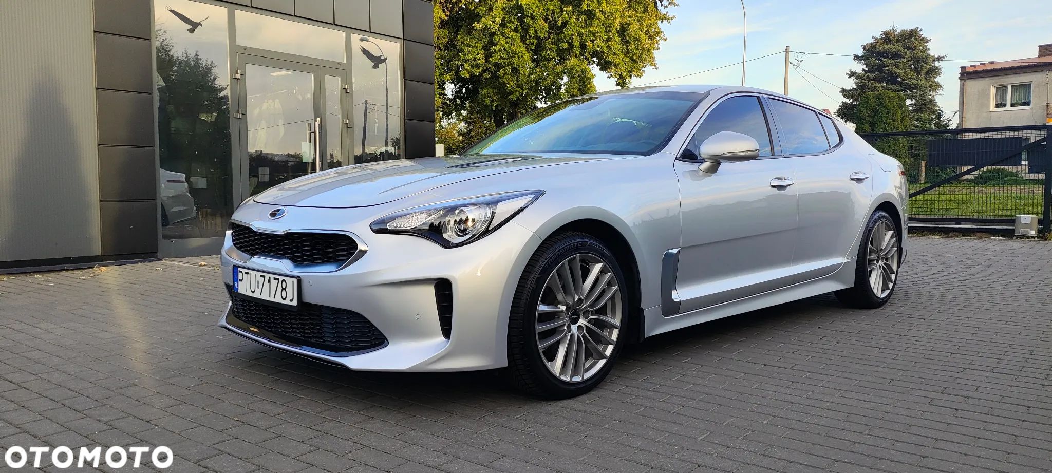 Kia Stinger 2.0 T-GDI XL - 1