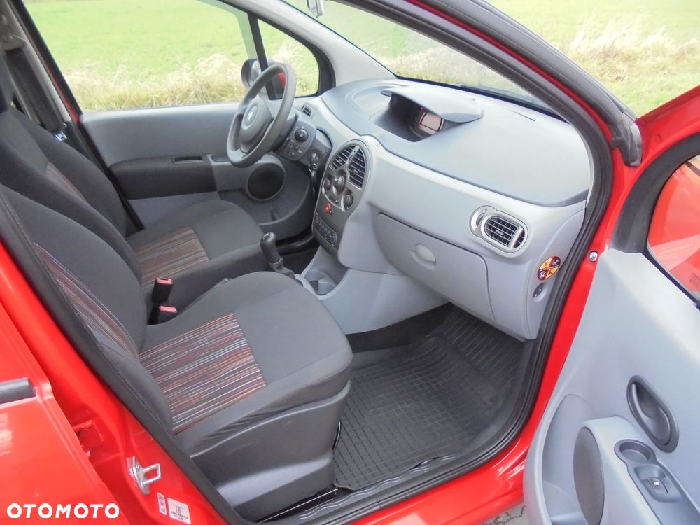 Renault Modus 1.2 16V Avantage - 10