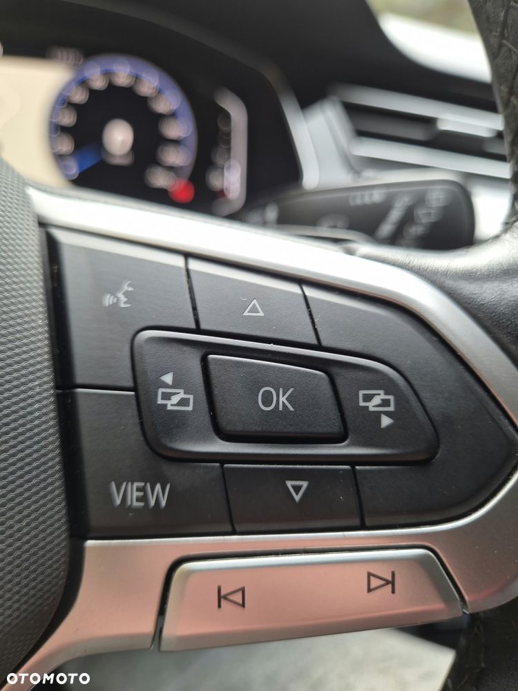 Volkswagen Passat 2.0 TDI SCR Style DSG - 18