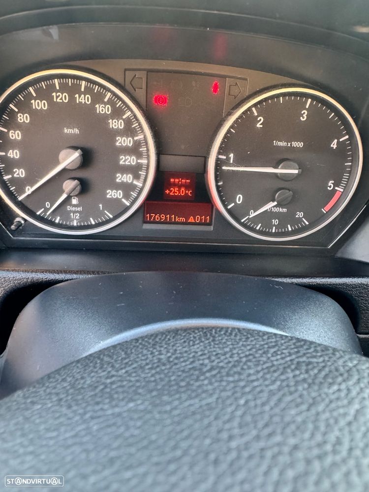 BMW X1 sDrive18d - 14