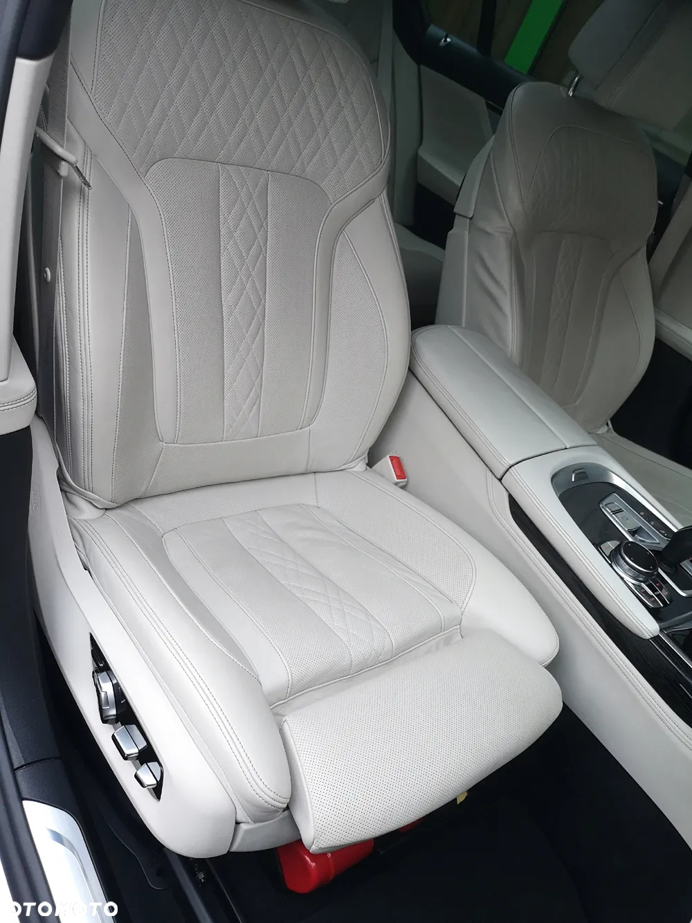 BMW Seria 7 740Ld xDrive - 30