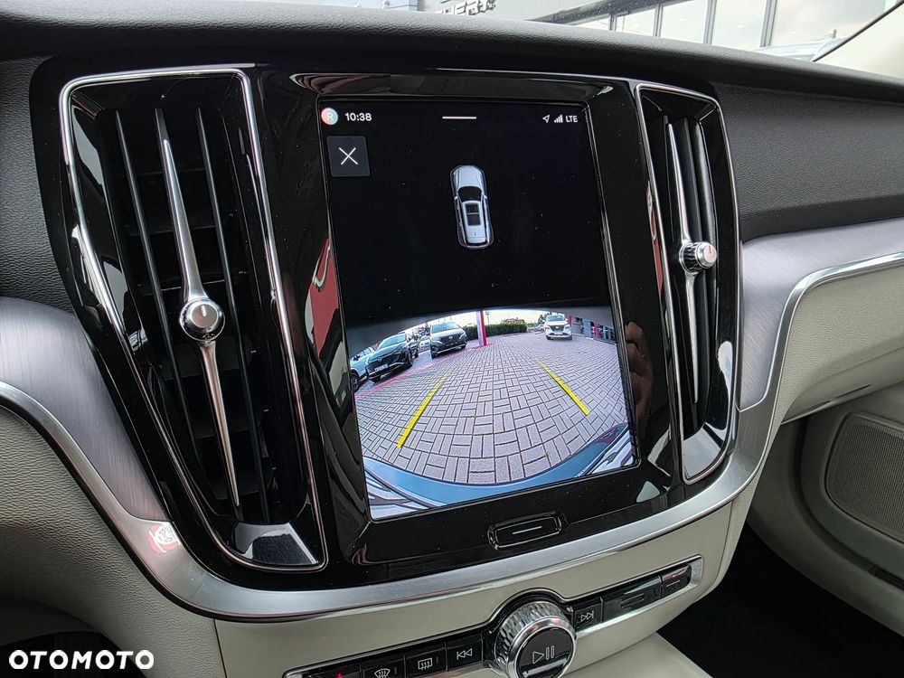 Volvo V60 B4 D Core - 15