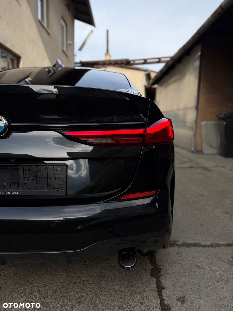 BMW Seria 2 218d GT M Sport - 34