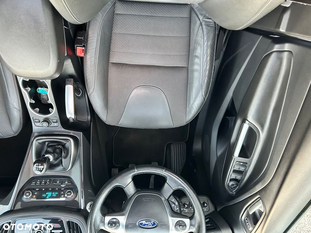 Ford Kuga 2.0 TDCi 4x4 Titanium - 13