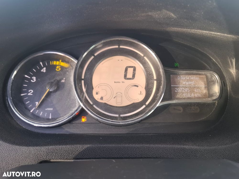 Renault Megane - 11