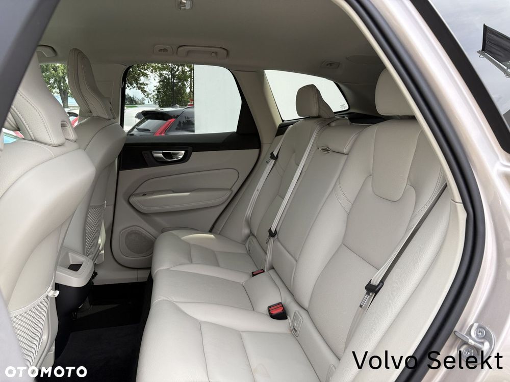 Volvo XC 60 - 21