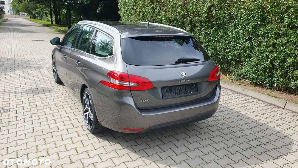 Peugeot 308 1.2 PureTech GPF Allure Pack S&S - 7