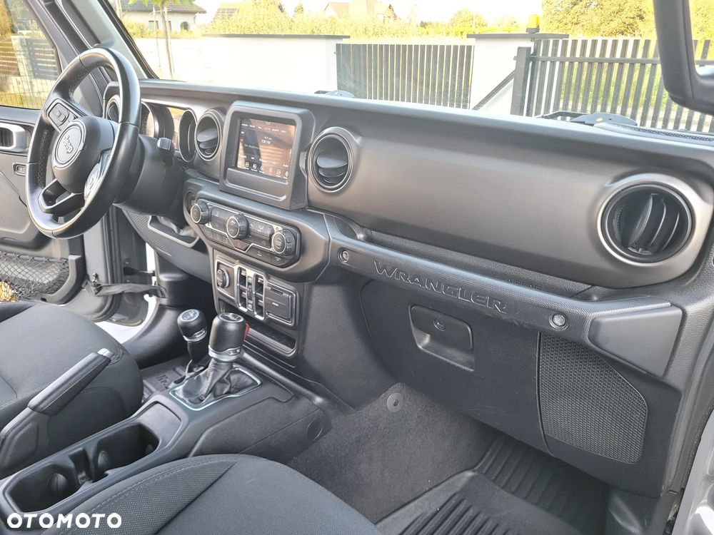 Jeep Wrangler Unlimited 2.8 CRD DPF Automatik X - 12