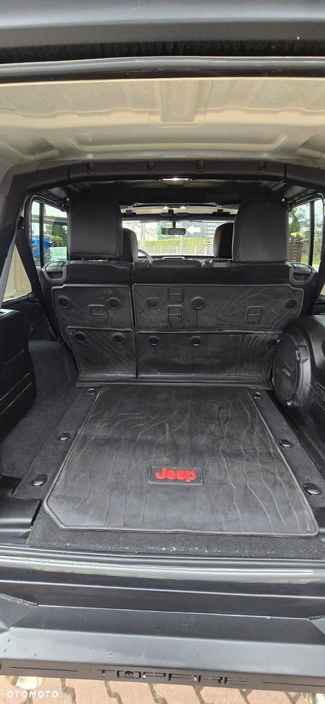 Jeep Wrangler - 6