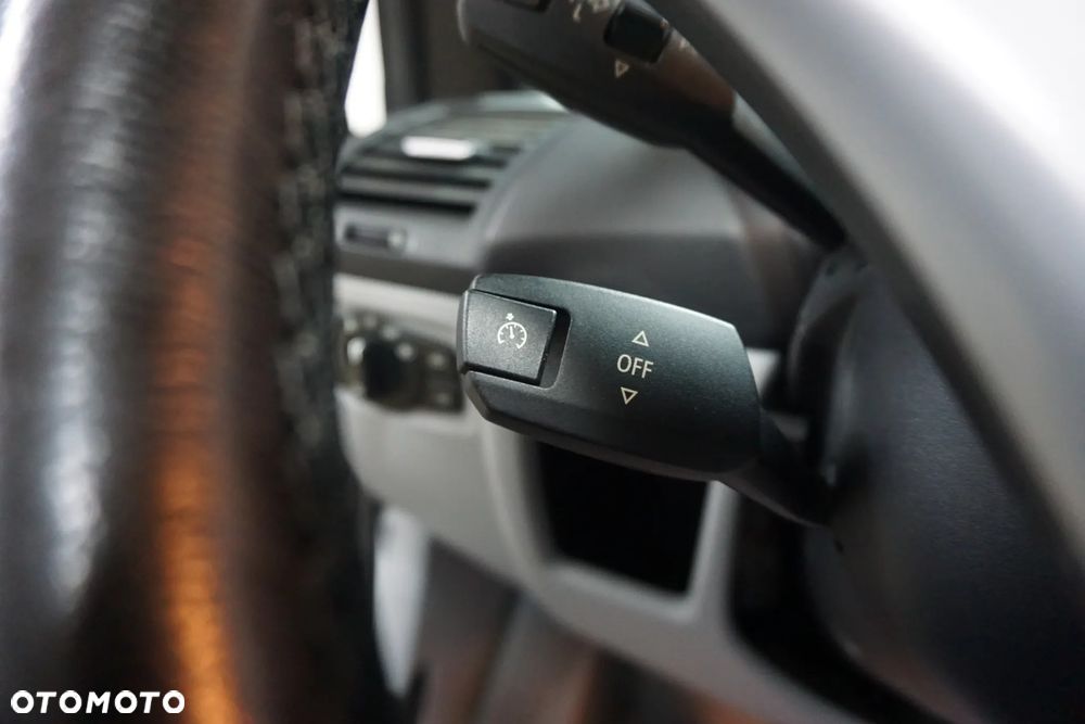 BMW Seria 1 120d - 31