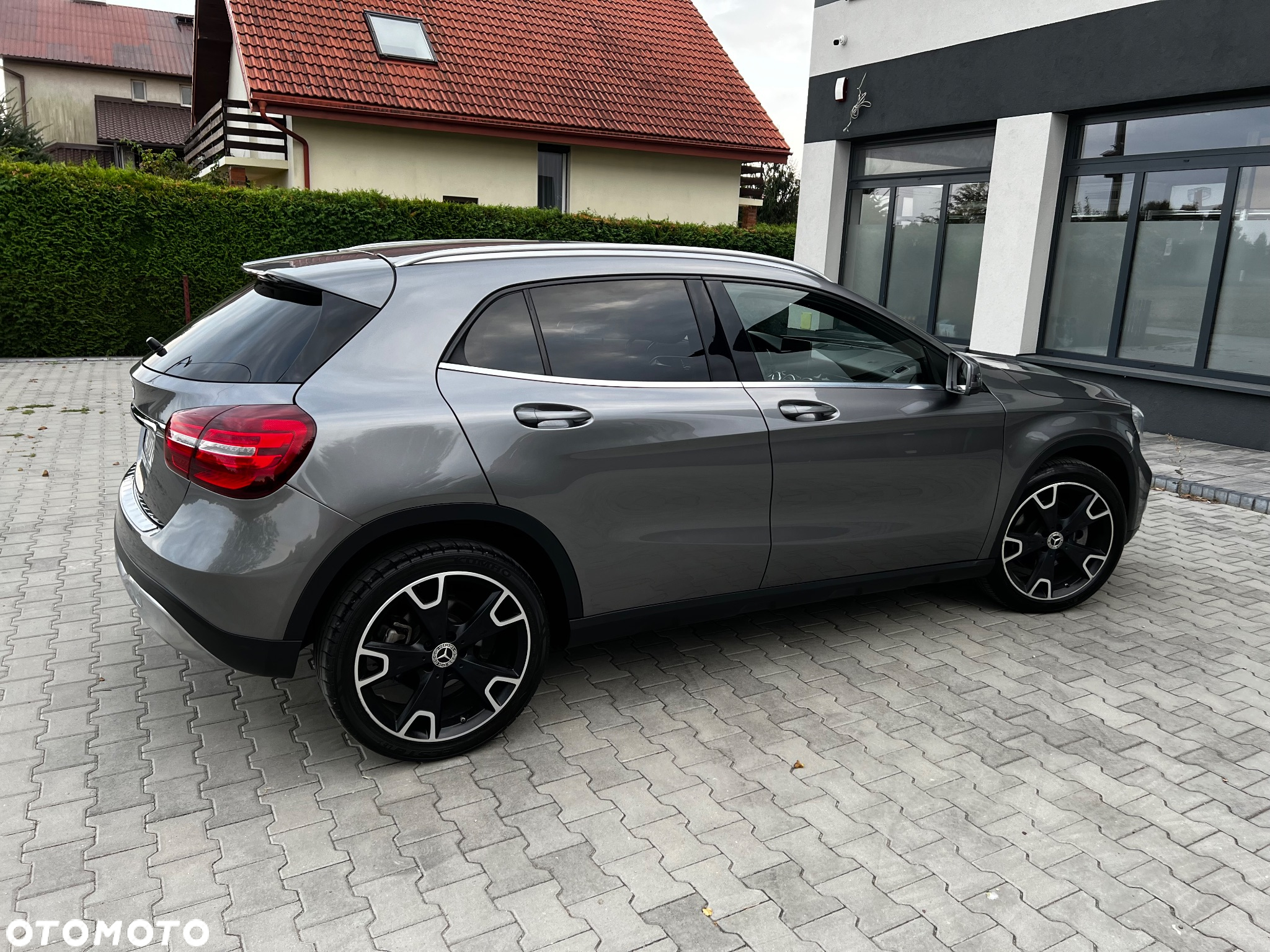 Mercedes-Benz GLA 250 7G-DCT AMG Line - 27