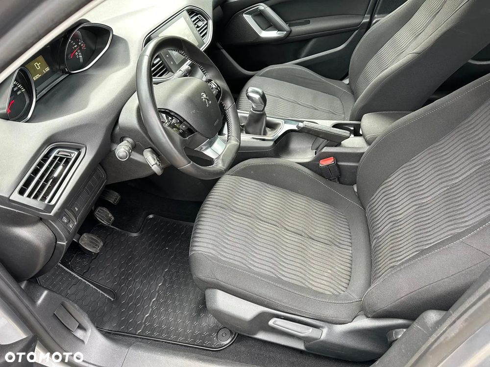 Peugeot 308 HDi FAP 90 Active - 7