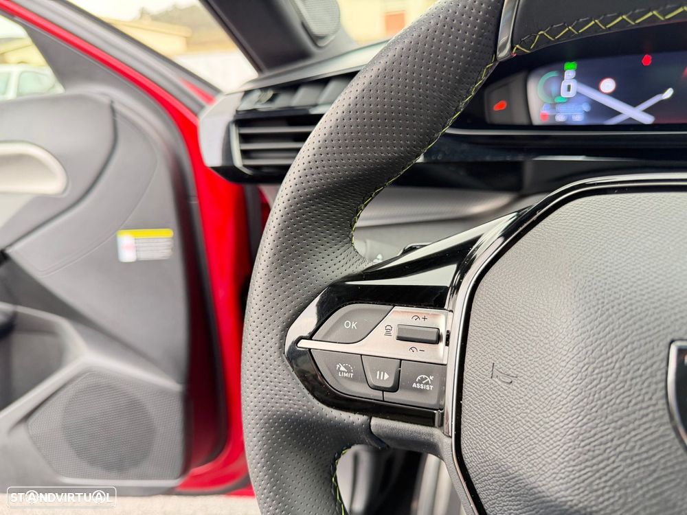 Peugeot 308 1.2 PureTech GT EAT8 - 35