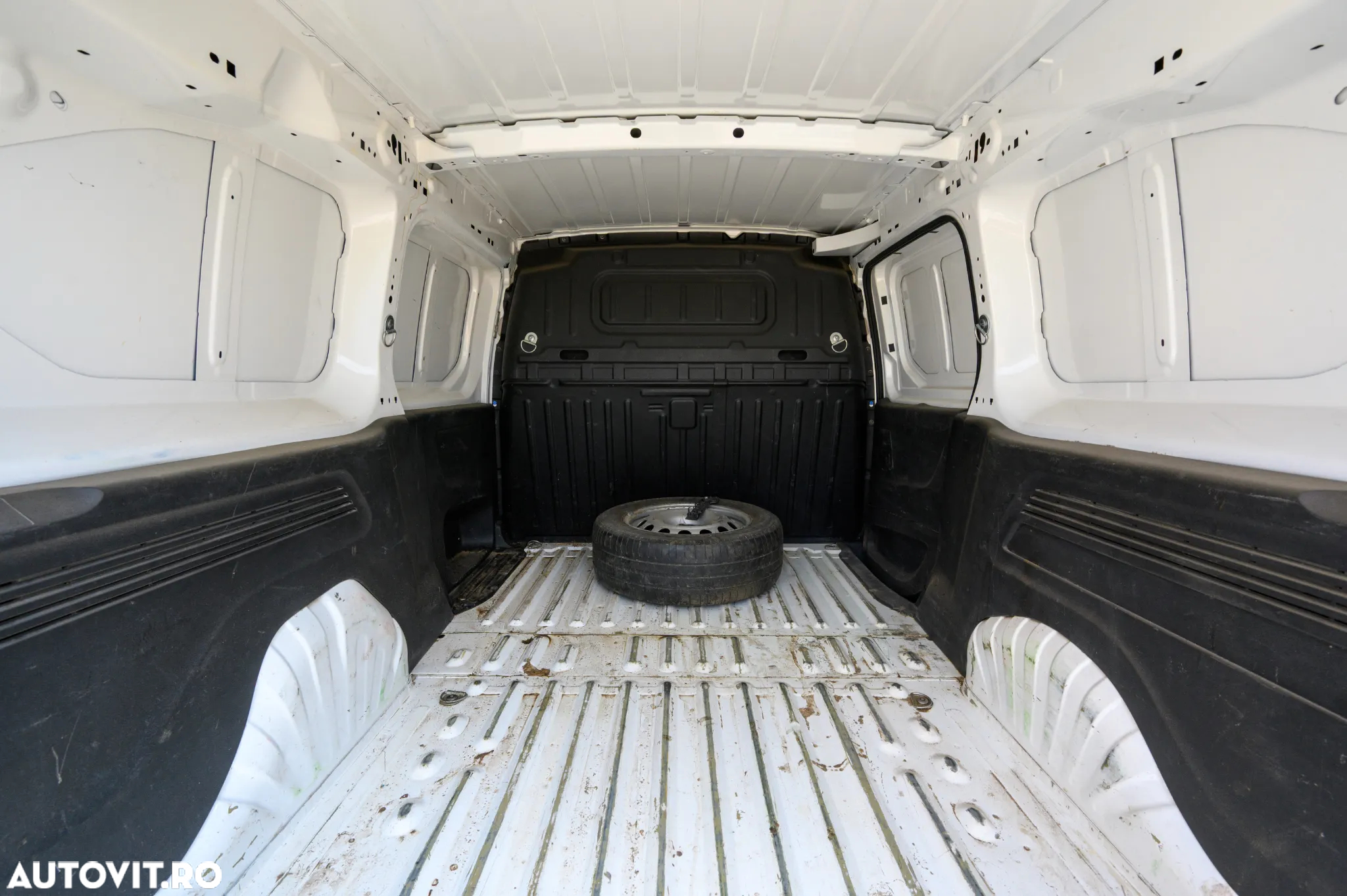Toyota Proace Verso 1.5 D-4D 102CP 8+1 Base Compact - 2