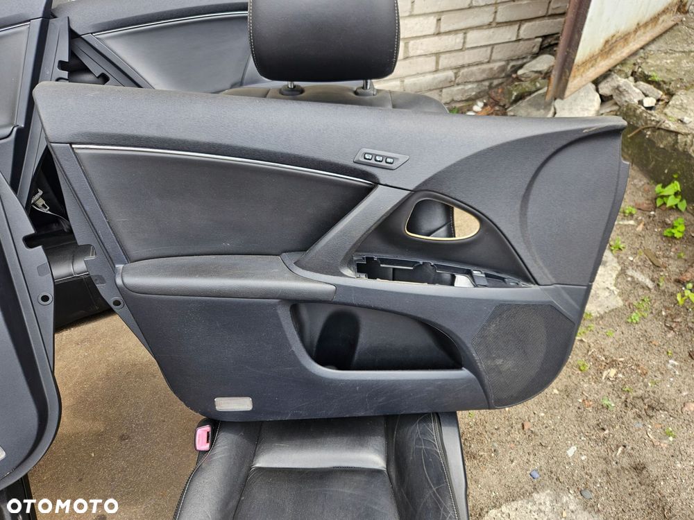 toyota avensis t27 09-14 komplet foteli skórzanych czarne boczki - 13