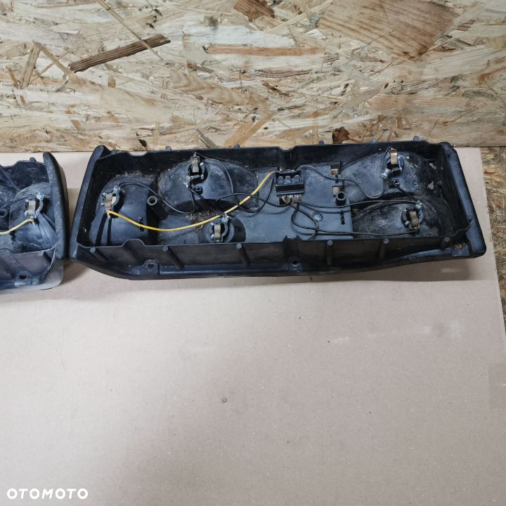 BMW E24 635CSI EUROPA WKŁAD LAMPY LEWY/PRAWY NR. 51231859731OEM - 8