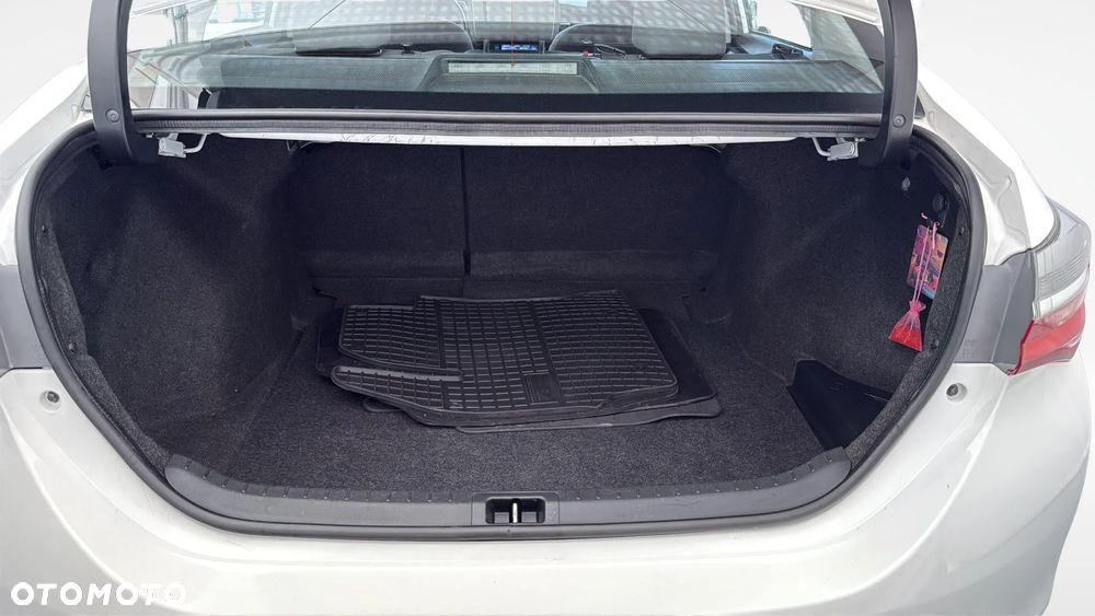 Toyota Corolla 1.6 Comfort - 15