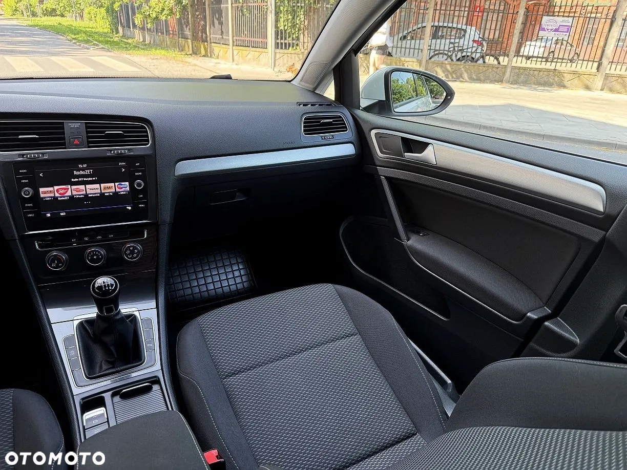 Volkswagen Golf VII 1.0 TSI Comfortline - 19